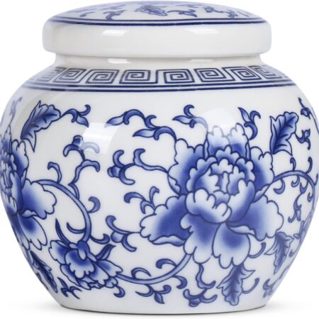 Traditional Blue and White Porcelain Small Ginger Jar with Lid